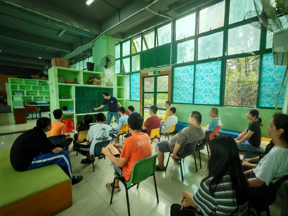 profile deepseek Fulfilling Social Responsibility, Spreading Summer Warmth with Love —— POWEV Visits the Promised Land Special Education Institution Again